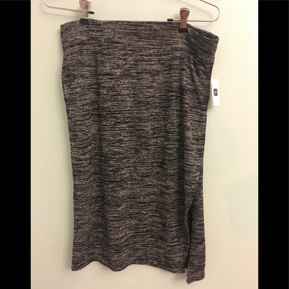 GAP skirt